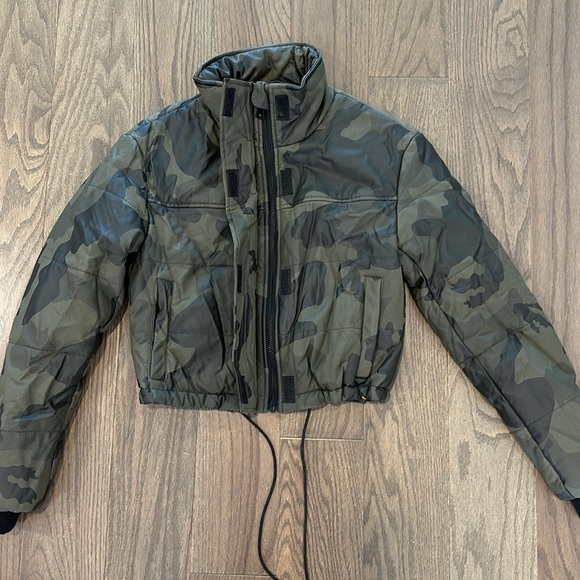 Bagatelle Camo Jacket - Picture 2 of 6
